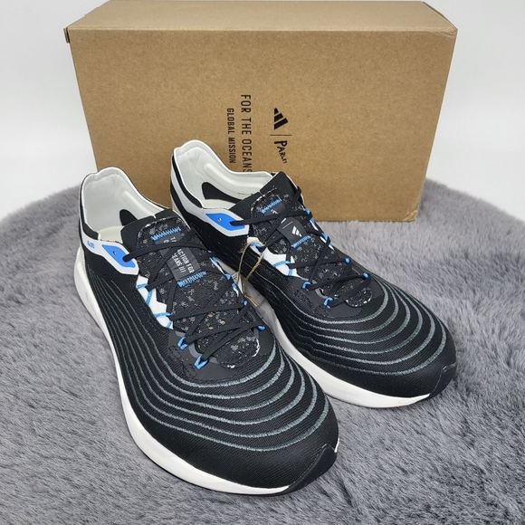 New Adidas Adizero Parley Black Women's Running Shoes Size 9 - Picture 1 of 7